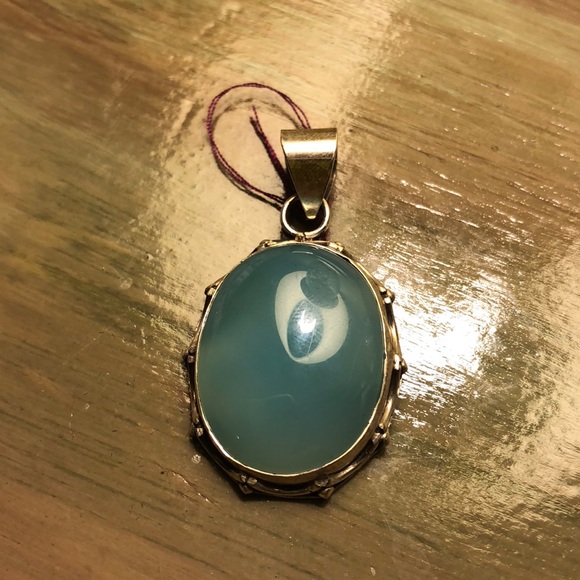 Jewelry - Sterling Silver Chalcedony Pendant